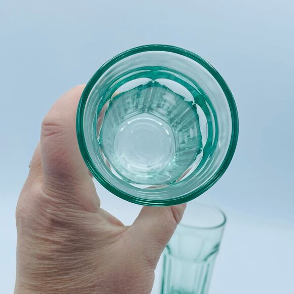 PAir of Green Glass LIBBEY 4.6" Heptagon Base Juice Glasses - Picture 5 of 8